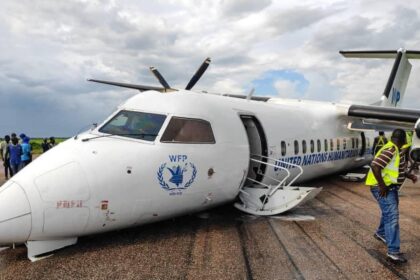 The Renegade Air Dash 8-300 plane landed on its belly as a result of failed landing gears in malakal south sudan