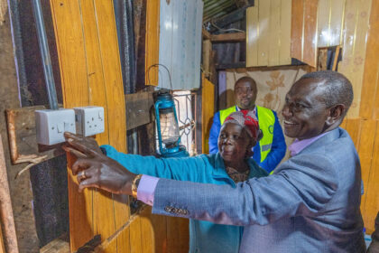 Ruto viewing a newly installed electricity meter box at a local netizens home in kirungu muranga county