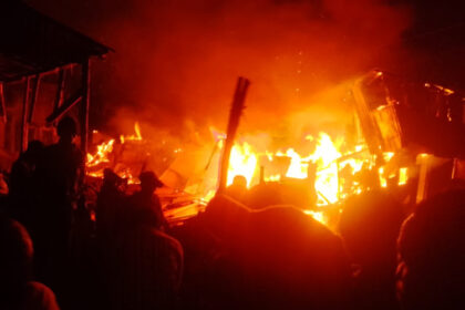 Fire at mukuru kwa njenga slams PHOTO| Nairobi leo