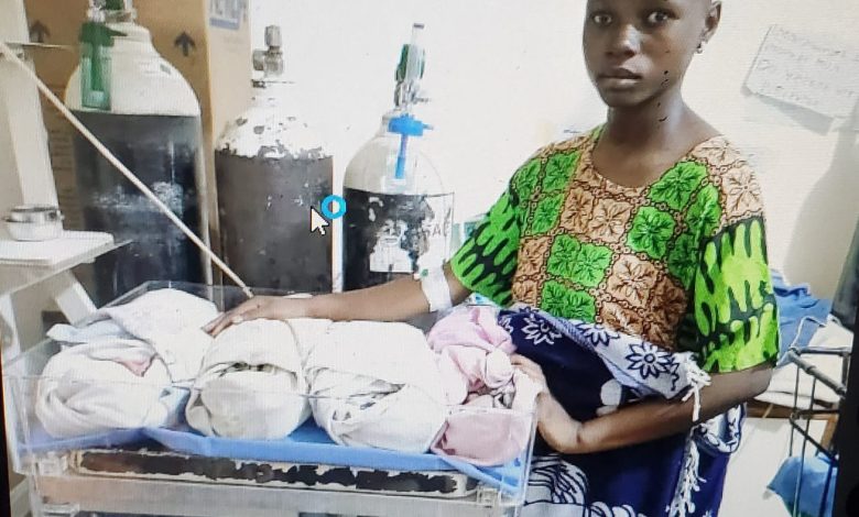 The 16-yr-old ugandan school girl with the quadruplets she just gave birth to PHOTO| East times